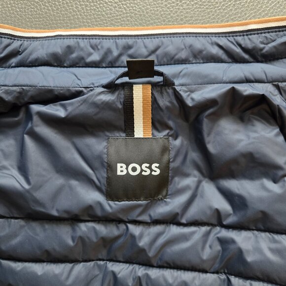 Hugo Boss Water-Repellent Quilted Jacket - Picture 8 of 12